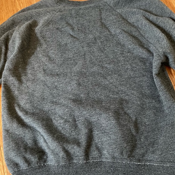 Hollister women’s medium gray sweatshirt - Picture 2 of 3